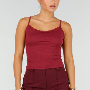 NEW260826 Bordeauxrode Rib Top met Kant
