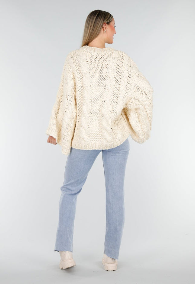 NEW261125 Cremekleurige Oversized Kabeltrui