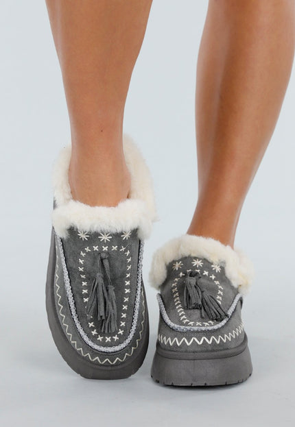 NEW261125 Grijze Sherpa Pantoffels