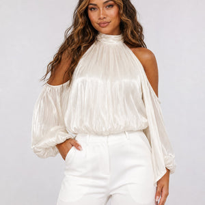 NEW270526 Crème Satijnen Cold Shoulder Top