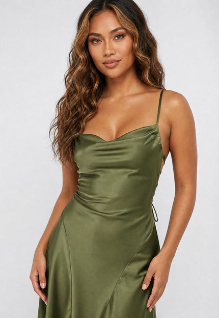NEW270526 Groene Satijnen Maxi Jurk met Open Rug