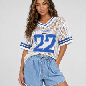 NEW270526 Witte Gebreide Football Top met Blauwe Print
