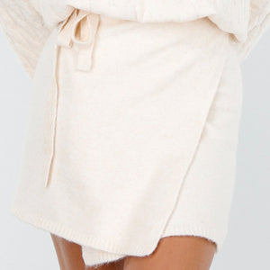 NEW270825 Beige Stretch Overslagrok