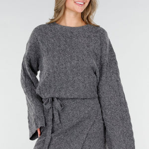 OP=OP.02.NL Grijze Stretch Kabeltrui