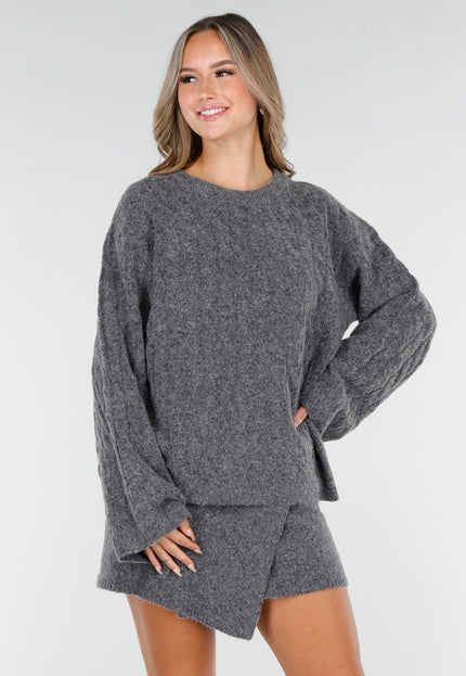 OP=OP.02.NL Grijze Stretch Kabeltrui