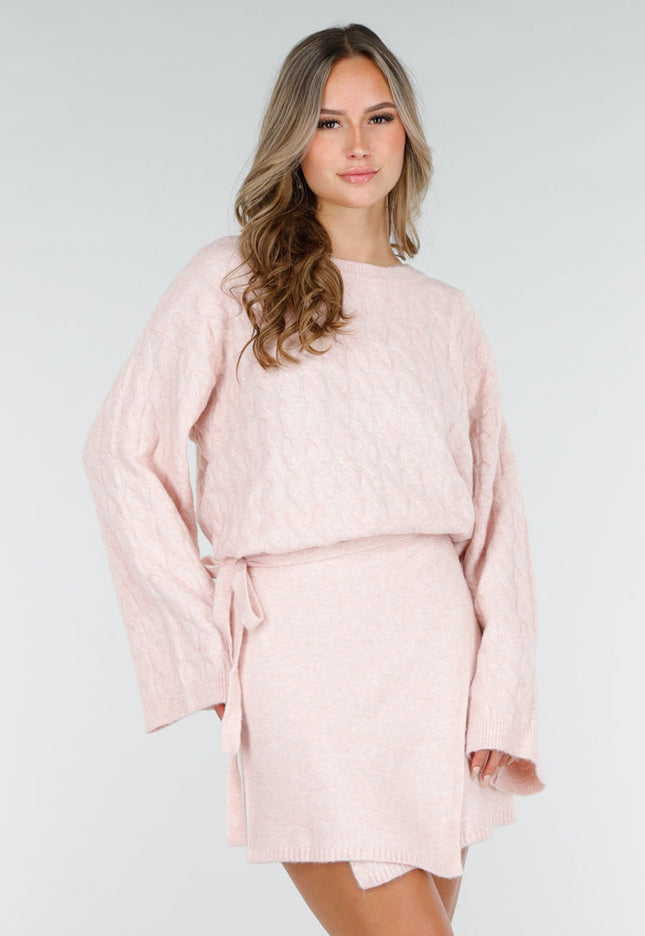 OP=OP.02.NL Lichtroze Stretch Kabeltrui