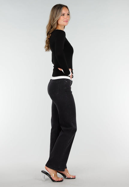 NEW270825 Zwarte Top met Witte Boorden