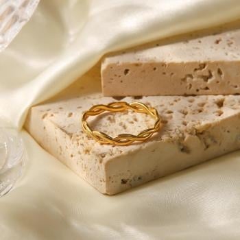 NEW2802 Stainless Gouden Twist Ring