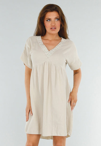 NEW280525 Beige Losvallende Jurk met Korte Mouw