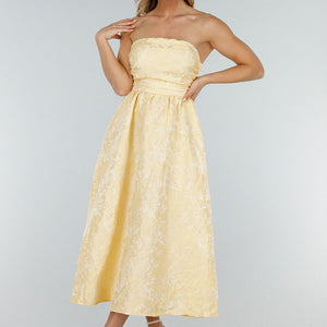 OP=OP.34.NL Strapless Butter Yellow Jacquard Jurk