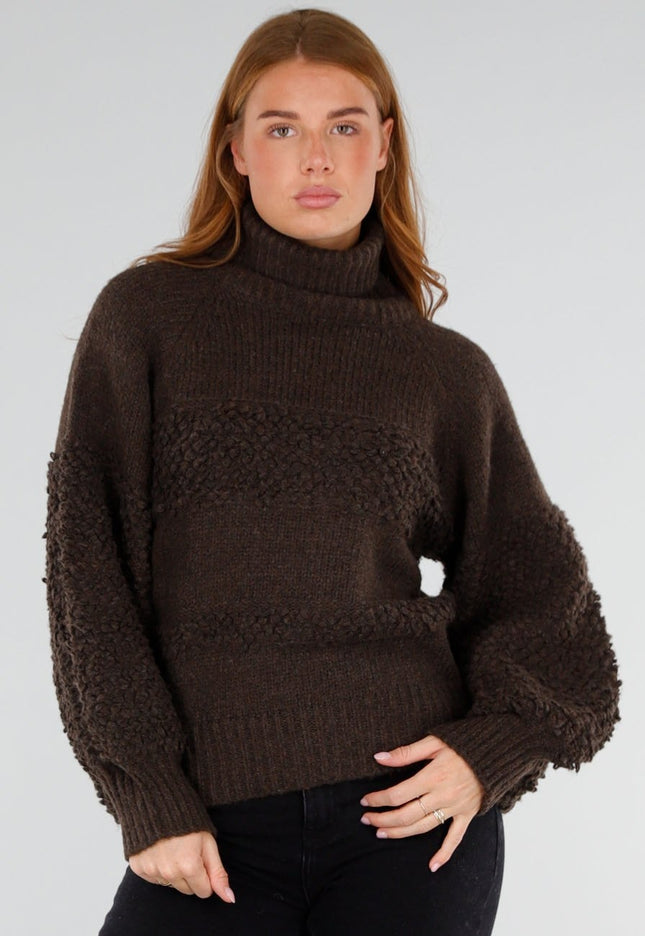 NEW281026 Bruine Coltrui met Ballonmouwen en Boucle