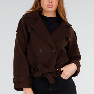 NEW281026 Bruine Korte Trenchcoat Jas met Ceintuur