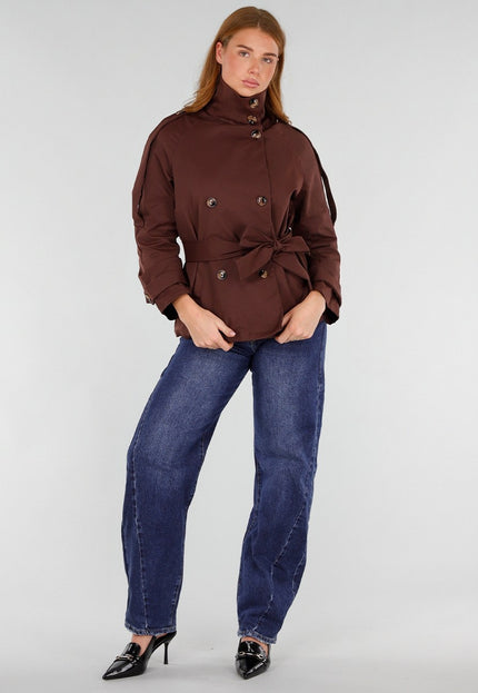 NEW281026 Bruine Korte Trenchcoat met Ceintuur
