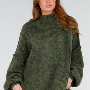 NEW281026 Groene Oversized Trui met Col en Pofmouwen