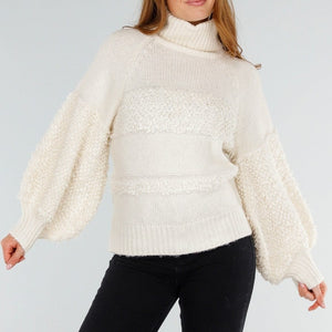 NEW281026 Witte Coltrui met Bubble Mouwen en Textuur