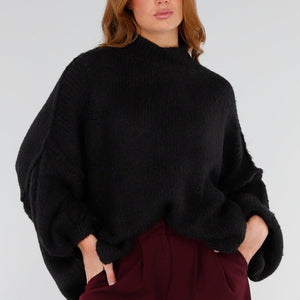 NEW281026 Zwarte Oversized Trui met Col en Ballonmouwen