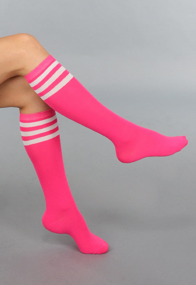 NEW290125 Felroze Sokken met Streepdetails