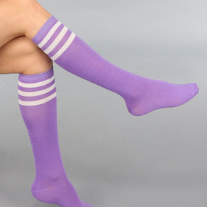 NEW290125 Gestreepte Sokken in Paars