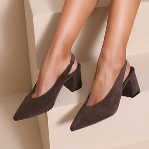 NEW290726 Bruine Suède Slingback Pumps met Blokhak