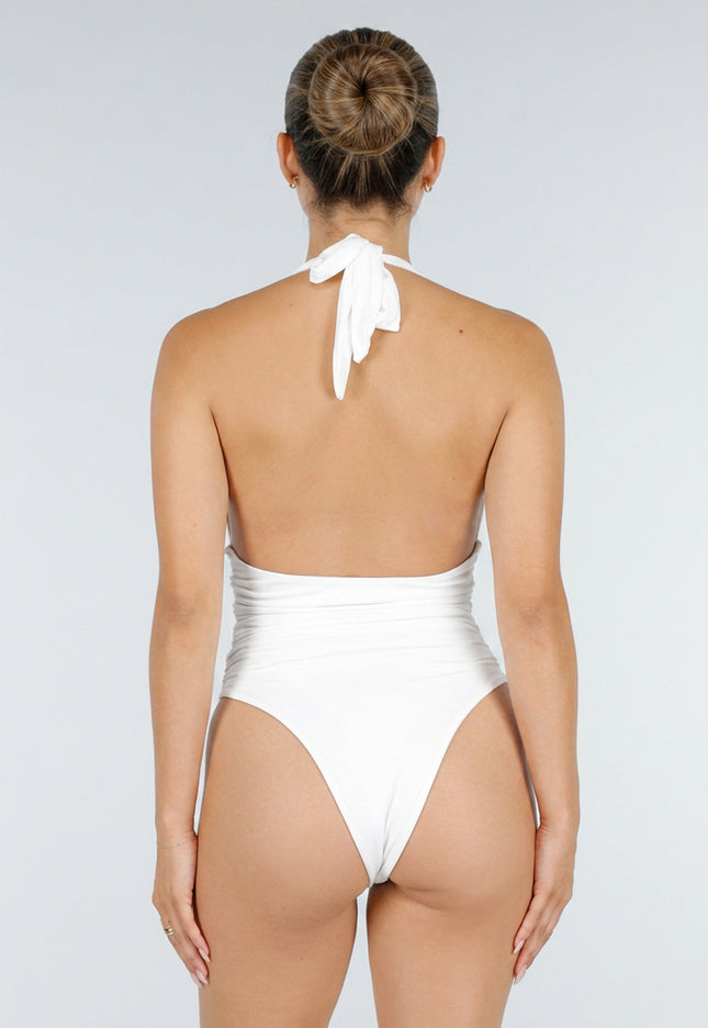 NEW290726 Witte Halter Body met Open Rug