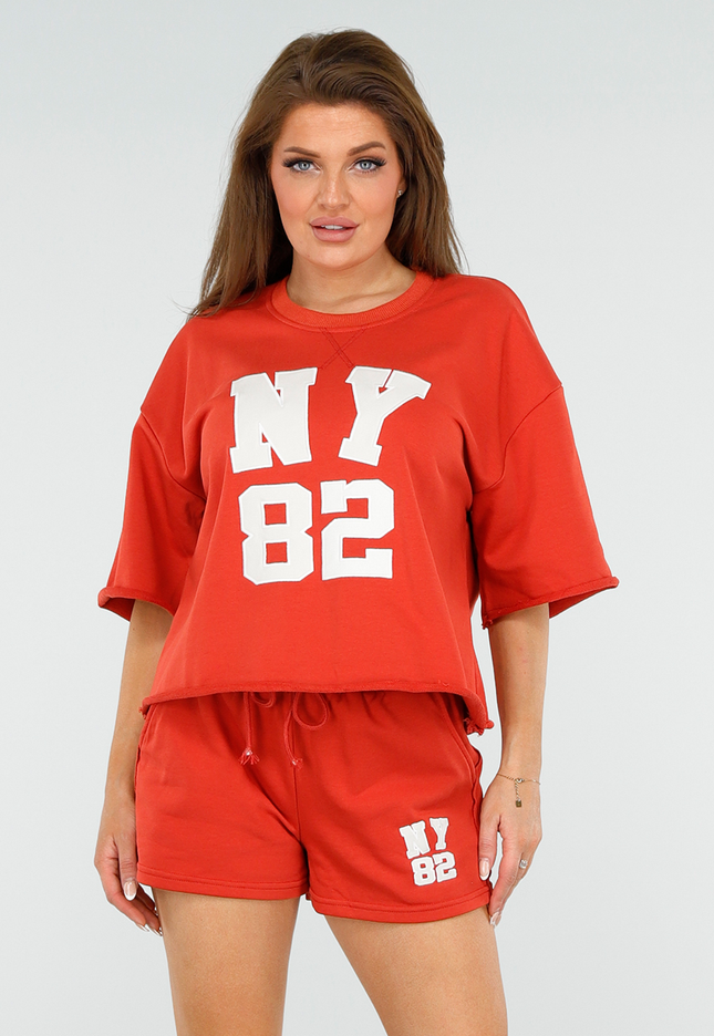 OP=OP.AV.09 Rood Katoenen NY Setje met Short