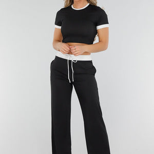 NEW300425 Zwarte Set met Witte Details en Stretch