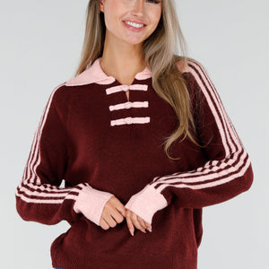NEW300926 Bordeaux Trui met Roze Strepen en Kraag