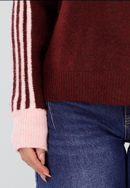 NEW300926 Bordeaux Trui met Roze Strepen en Kraag