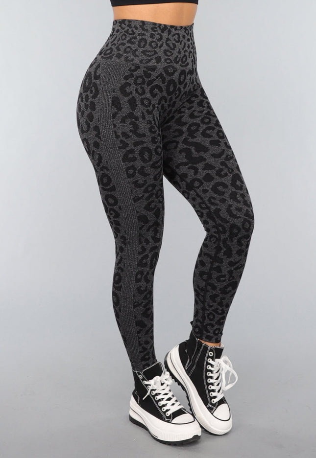 NEW3010 Zwarte Panterprint Gym Legging met Stretch