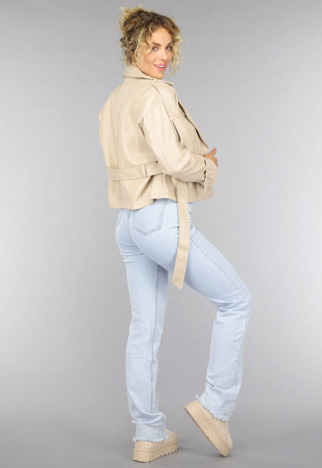 OP=OP.! Beige Lederlook Jack met Riempjes