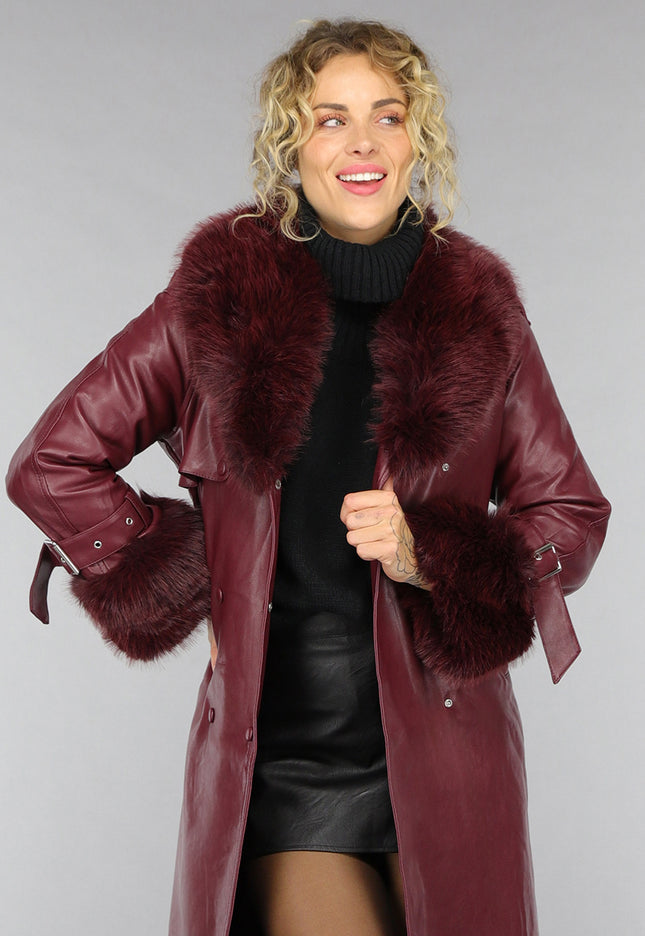 OP=OP.! Lange Wijnrode Lederlook Trenchcoat met Bont