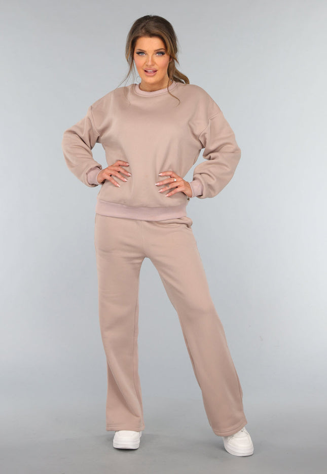OP=OP.! Taupe Joggingpak met Wijduitlopende Broek