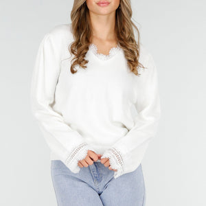OP=OP.! Witte Stretch Trui met Kant