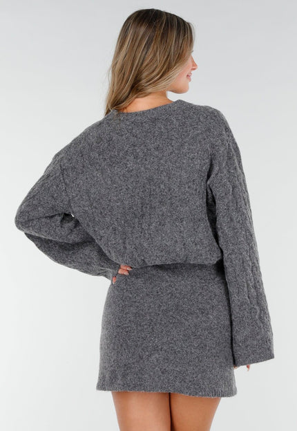OP=OP.02.NL Grijze Stretch Kabeltrui