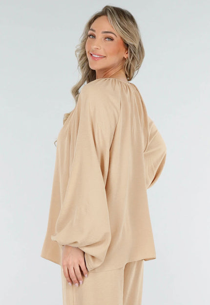 OP=OP.11.S Beige Linnenlook Blouse met V-hals