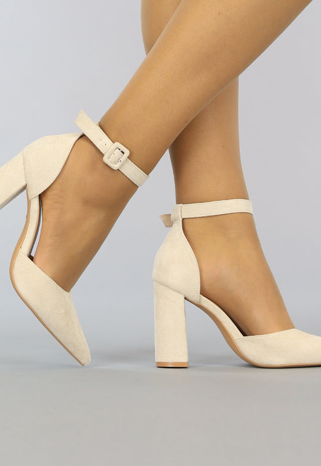 OP=OP! Spitse Beige Suède-Look Sandaletten