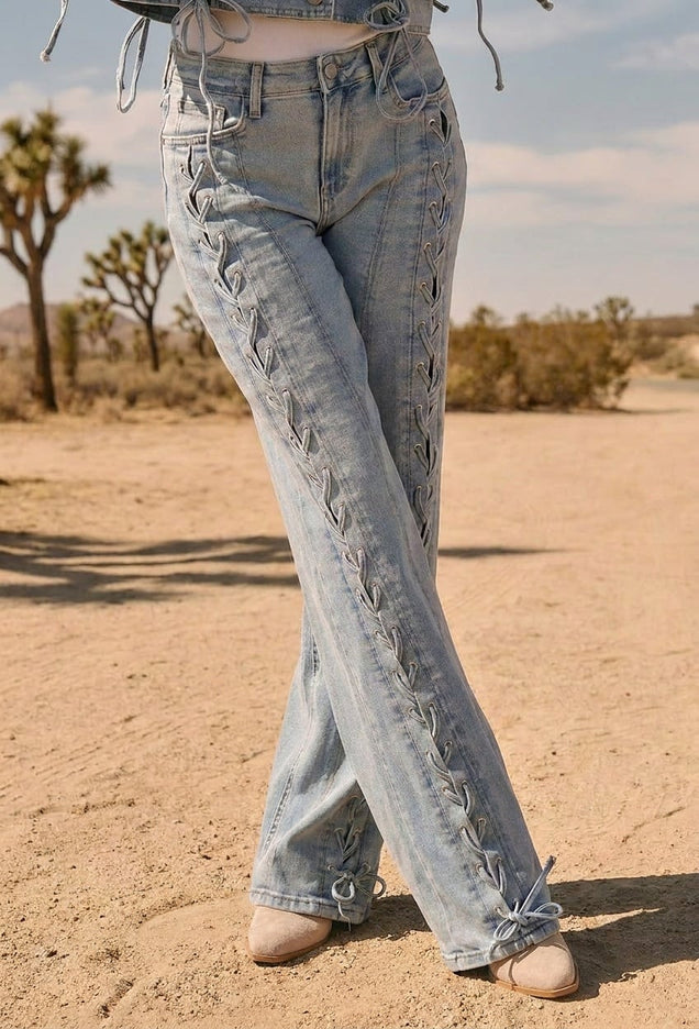 OP=OP.15.NL Lichtblauwe Wide Leg Jeans met Veterdetails