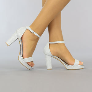 OP=OP! Zilveren Glitter Sandaletten met Stevige Hak