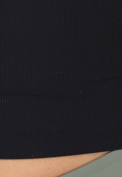 OP=OP.22.NL Zwarte Croptop met Uitneembare Pads