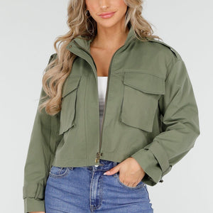 OP=OP.23.NL Groene Cropped Utility Jas