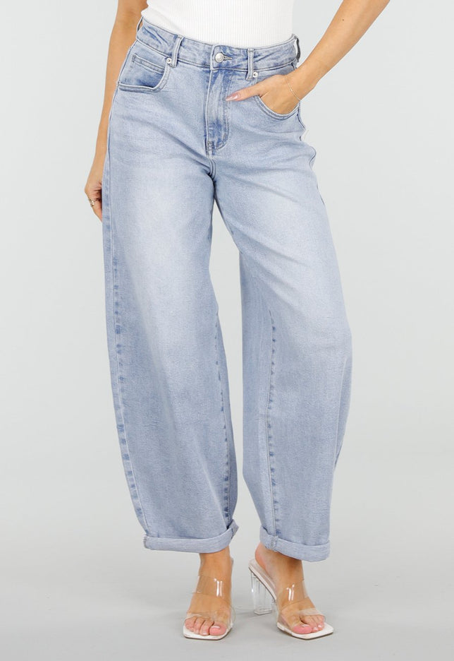 OP=OP.25.NL Lichtblauwe Barrel Jeans