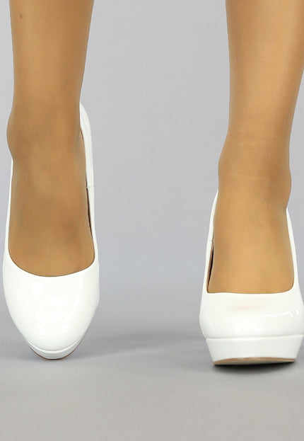 OP=OP.27.NL Witte Lak Pumps met Plateau