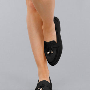 Zwarte Suède Loafers met Gouden Detail