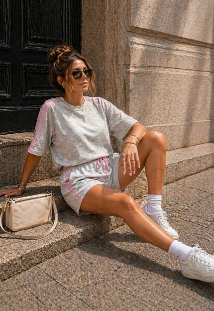 OP=OP.30.NL Grijs Roze Polkadot Two Piece Set met Shorts