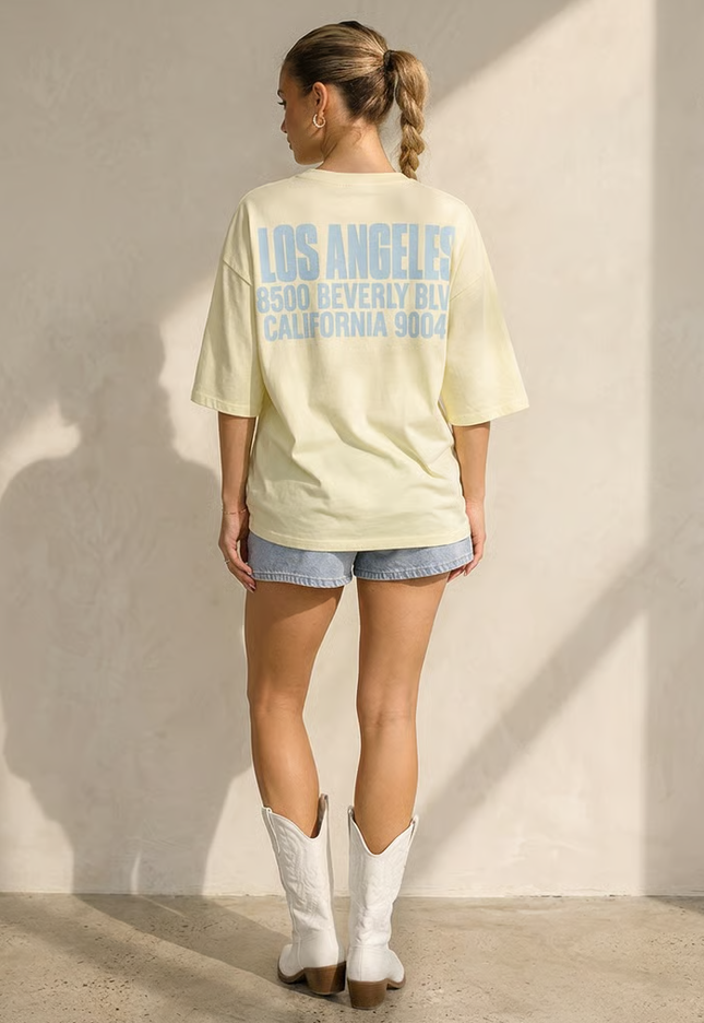 OP=OP.30.NL Lichtgeel Oversized T-shirt met Tekst