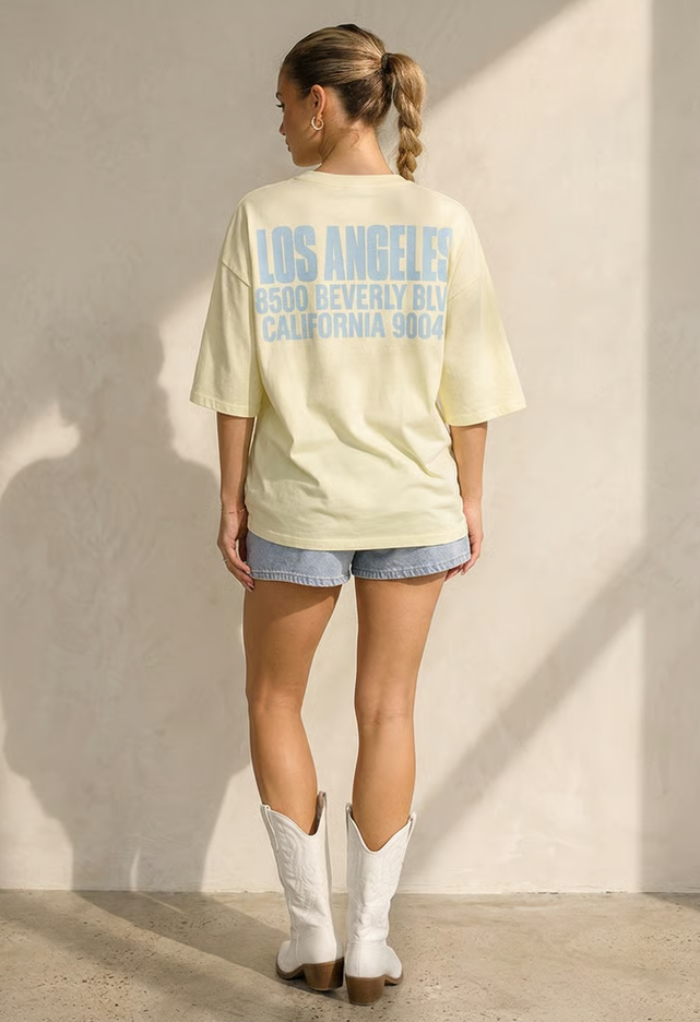 OP=OP.30.NL Lichtgeel Oversized T-shirt met Tekst