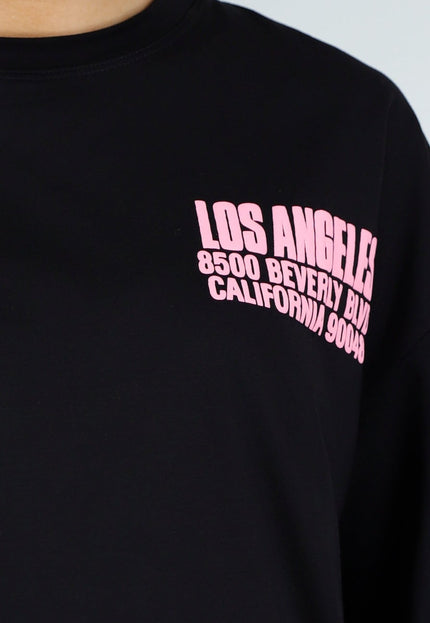 OP=OP.30.NL Zwart Oversized T-shirt met Roze Tekst