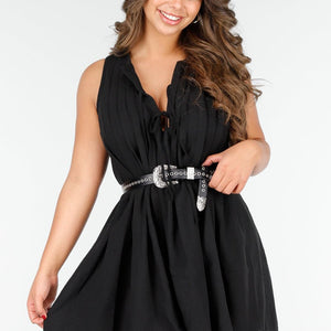 OP=OP.30.NL Zwarte Zomerjurk met Koordjes en Plooien