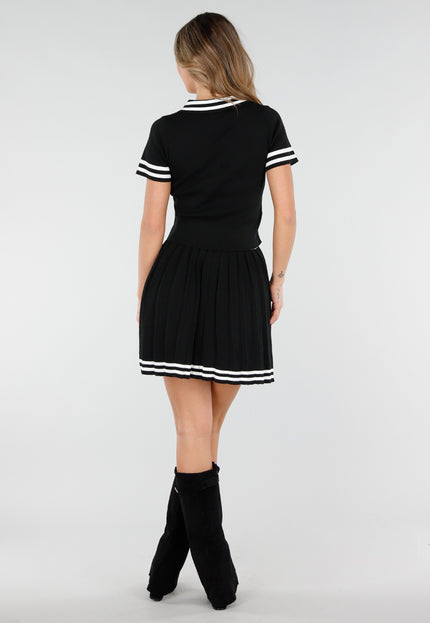 OP=OP.30.S Zwarte Set met Polo Top en Plissé Rok