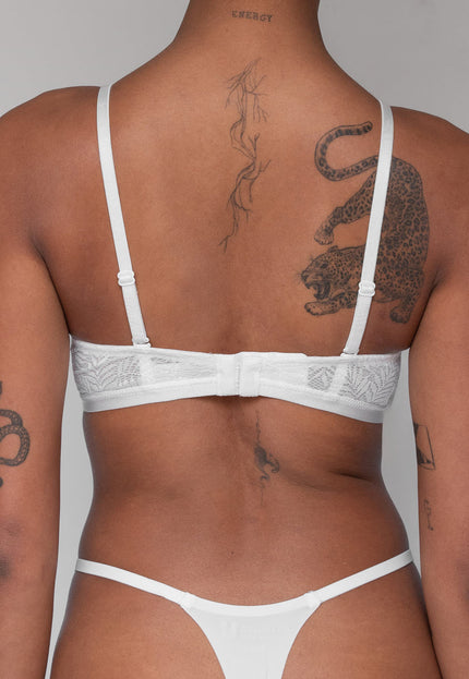 OP=OP.31.NL Witte Kanten Push-Up BH met Beugel